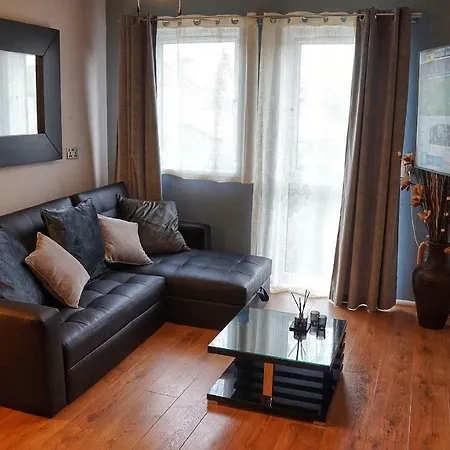 North London Apartment - Edmonton Exterior photo